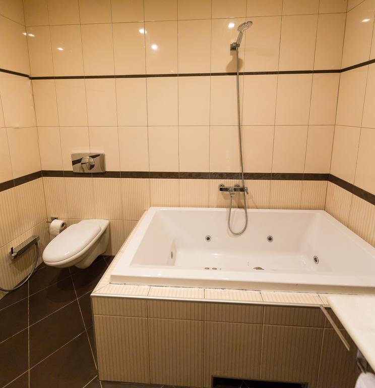 Bulvar Inn Baku Pokoj fotografie