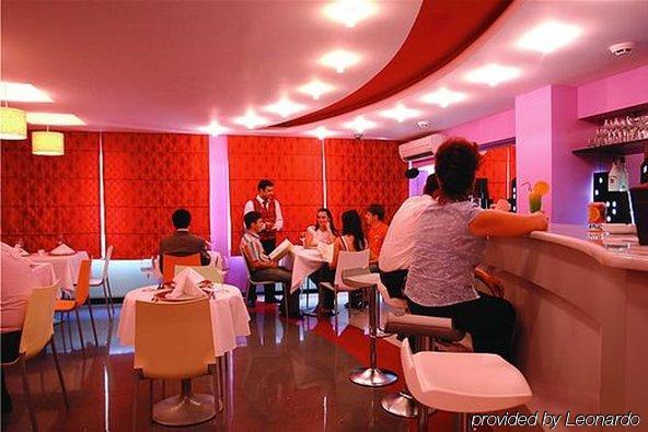 Bulvar Inn Baku Restaurace fotografie