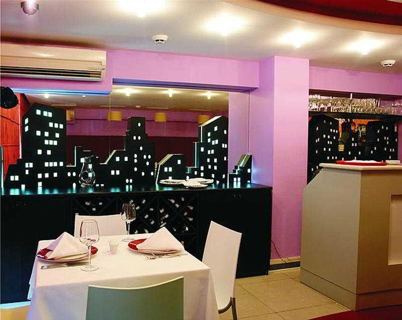 Bulvar Inn Baku Restaurace fotografie